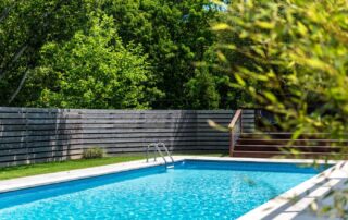 Top 10 Benefits of a Backyard Swimming Pool